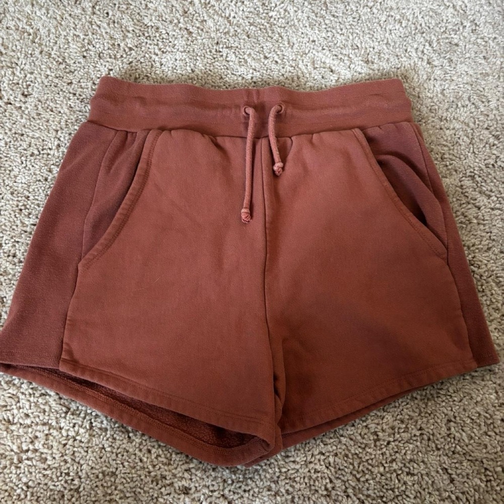 RSQ rust orange shorts